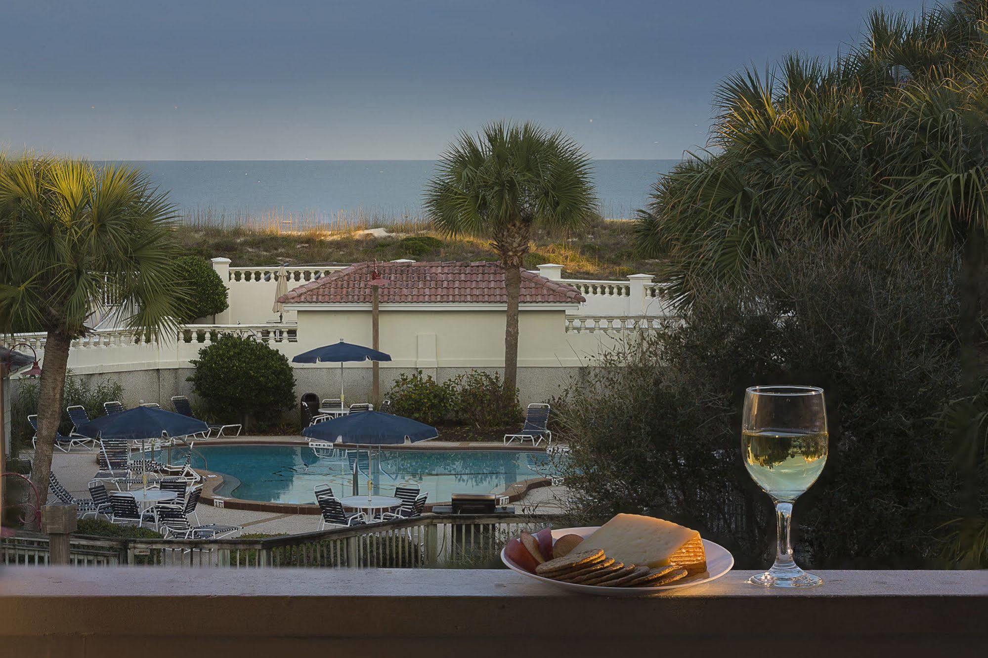 Ocean Gate At Hibiscus Resort St. Augustine Beach Exterior photo